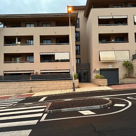 2 Bedroom With Parking, Wifi, Views & Heated Pool 帕莱索海滩 外观 照片